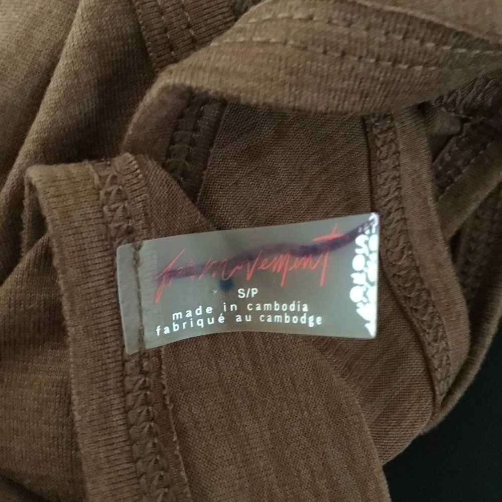 Free People Movement Front Twist Crop Tank Top - Picture 5 of 6
